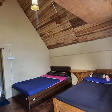 I Basa Homestay Sohrarim Exterior foto